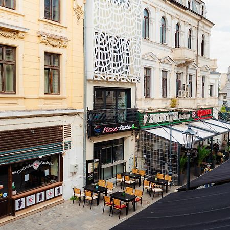 Old City Bucharest Luaran gambar